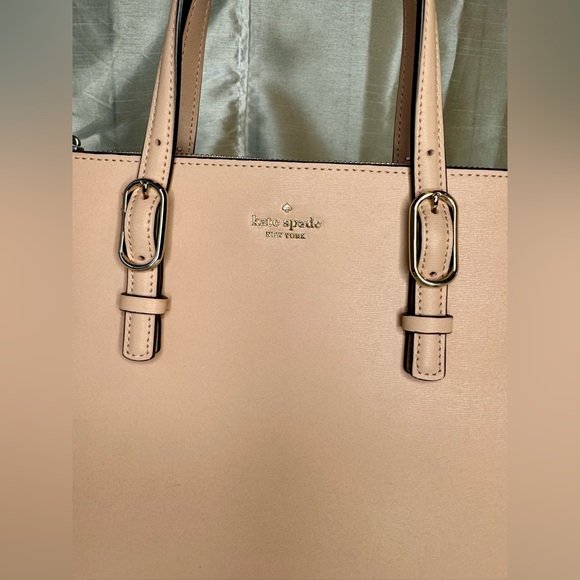 Kate Spade ♠️ Purse - Picture 4 of 14